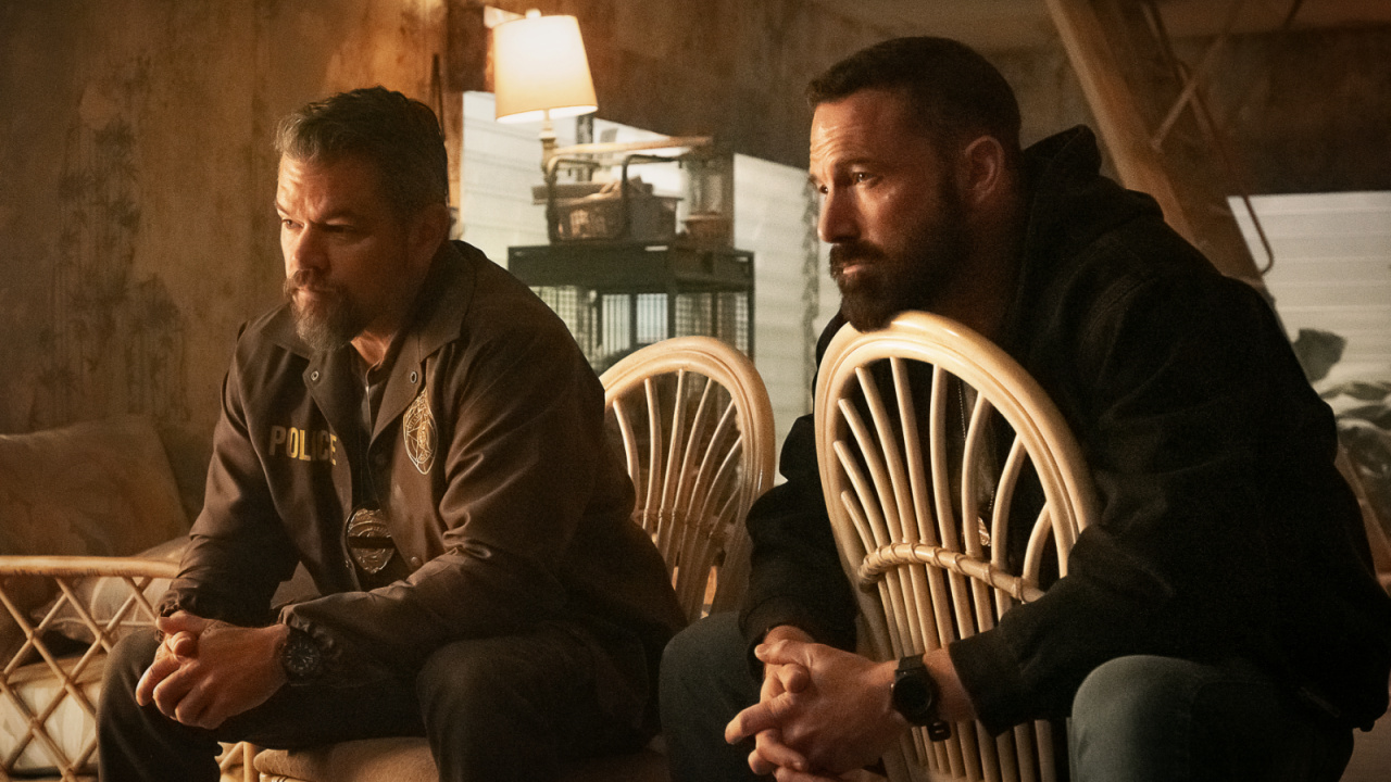 (L to R) Matt Damon as Lieutenant Dane Dumars and Ben Affleck as Det Sergeant JD Byrne in 'RIP'. Cr. Claire Folger/Netflix © 2024.