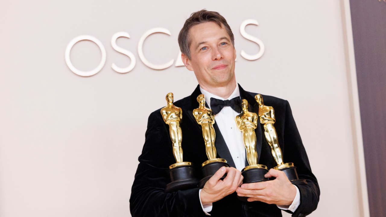 Sean Baker poses backstage with his Oscars® during the live ABC Telecast of the 97th Oscars® at Dolby® Theatre at Ovation Hollywood on Sunday, March 2, 2025. Credit/Provider: Etienne Laurent / The Academy. Copyright: ©A.M.P.A.S.