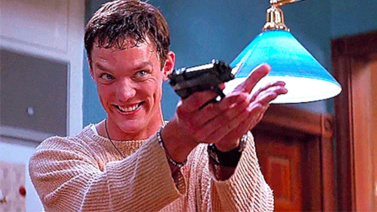 Matthew Lillard dalam 'Scream' tahun 1996. Foto: Film Dimensi.