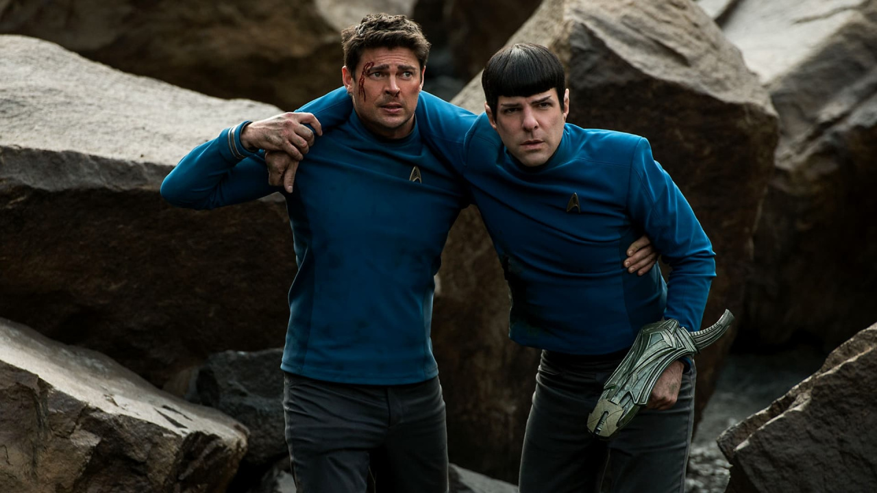 (L to R) Karl Urban and Zachary Quinto in 'Star Trek Beyond'. Photo: Paramount Pictures.