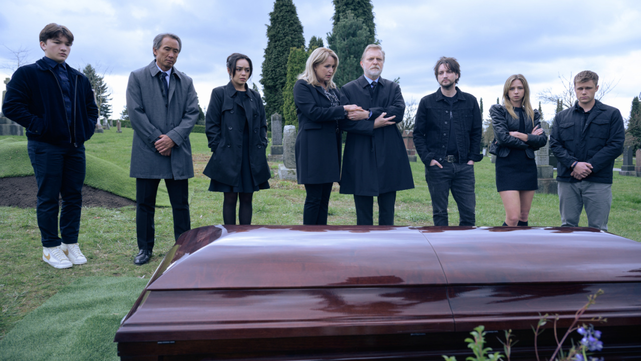 (L to R) Teo Briones as “Charlie”, Andrew Tinpo Lee as “Marty”, Kaitlyn Santa Juana as “Stefanie”, April Amber Telek as “Aunt Brenda”, Alex Zahara as “Uncle Howard”, Richard Harmon as “Erik”, Anna Lore as “Julia”, Owen Patrick Joyner as “Bobby” in New Line Cinema’s “Final Destination Bloodlines,” a Warner Bros. Pictures release. Photo Credit: Eric Milner. Copyright: © 2025 Warner Bros. Entertainment Inc. All Rights Reserved.
