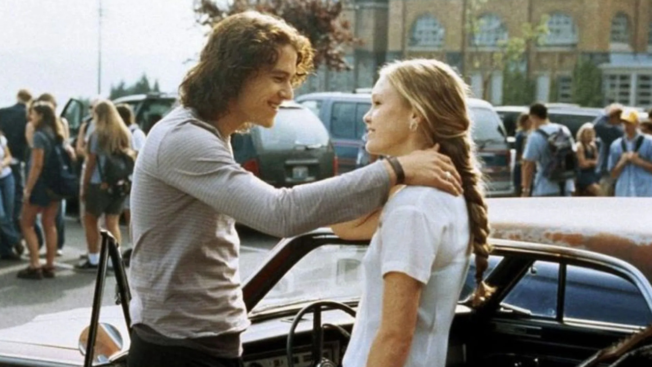 (L to R) Heath Ledger and Julia Stiles in '10 Things I Hate About You'. Photo: Touchstone Pictures.