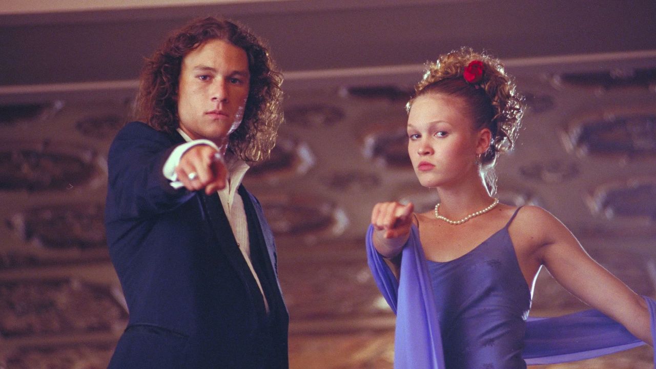 (L to R) Heath Ledger and Julia Stiles in '10 Things I Hate About You'. Photo: Touchstone Pictures.