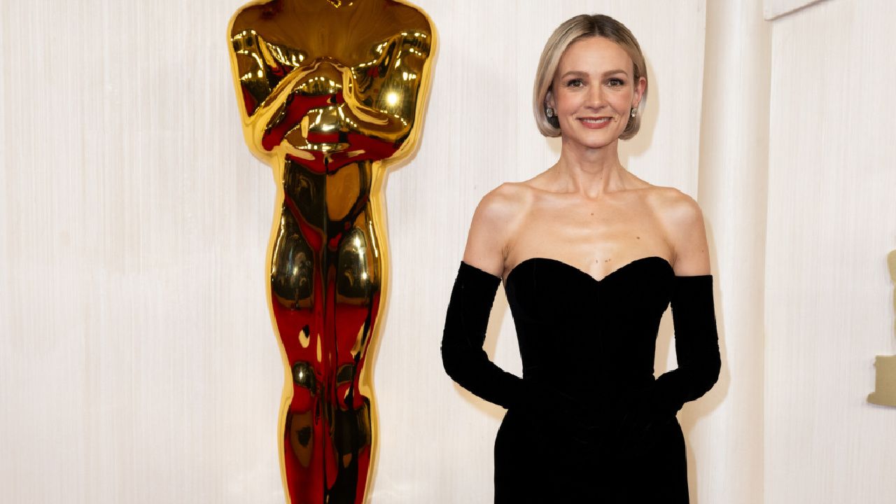 Oscar® nominee Carey Mulligan arrives on the red carpet of the 96th Oscars® at the Dolby® Theatre at Ovation Hollywood on Sunday, March 10, 2024. Credit/Provider: Nick Agro / ©A.M.P.A.S. Copyright: ©A.M.P.A.S.