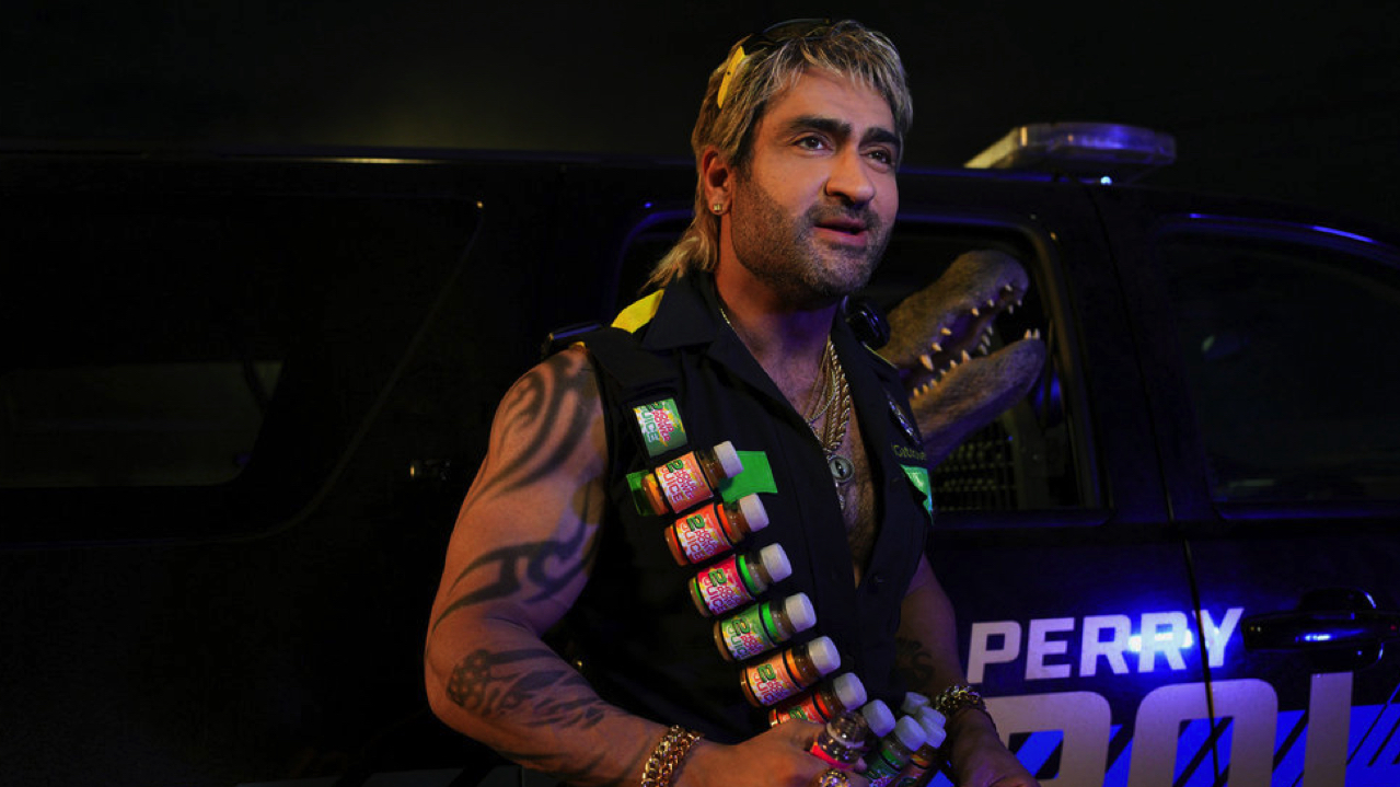Kumail Nanjiani in 'Poker Face' season 2. Photo: Sarah Shatz/Peacock.