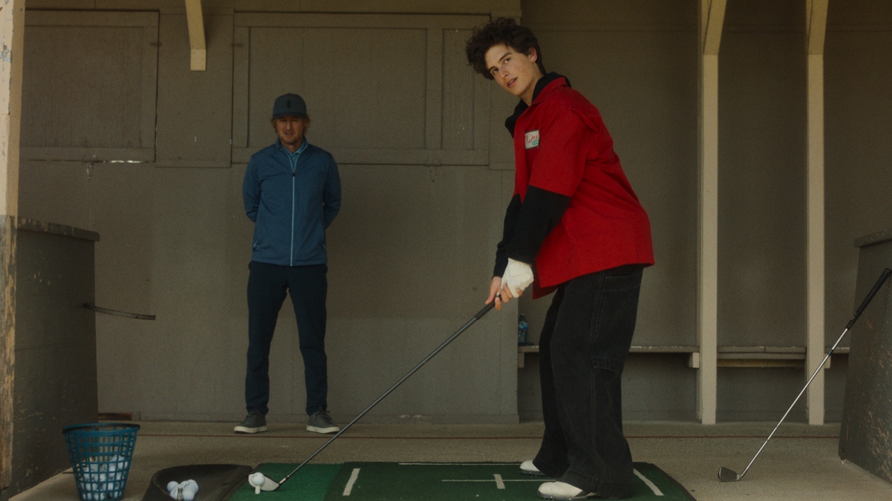 (L to R) Owen Wilson and Peter Dager in 'Stick,' premiering June 4, 2025 on Apple TV+. Photo: Apple TV+.