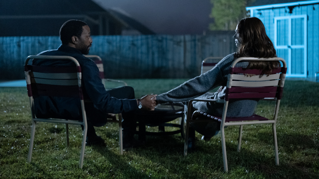 (L to R) Chiwetel Ejiofor and Karen Gillan in 'The Life of Chuck'. Photo: Neon.