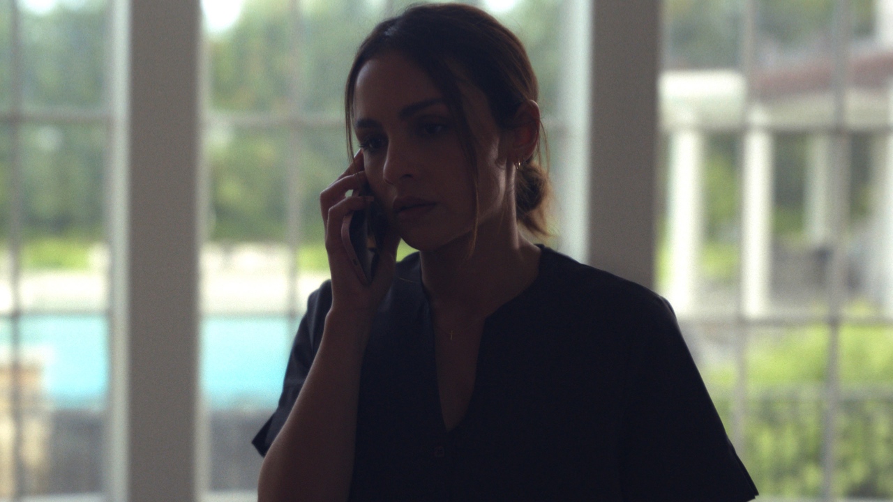 Aimee Carrero as Elena Benavides in 'Your Friends & Neighbors.' Photo: Apple TV+.