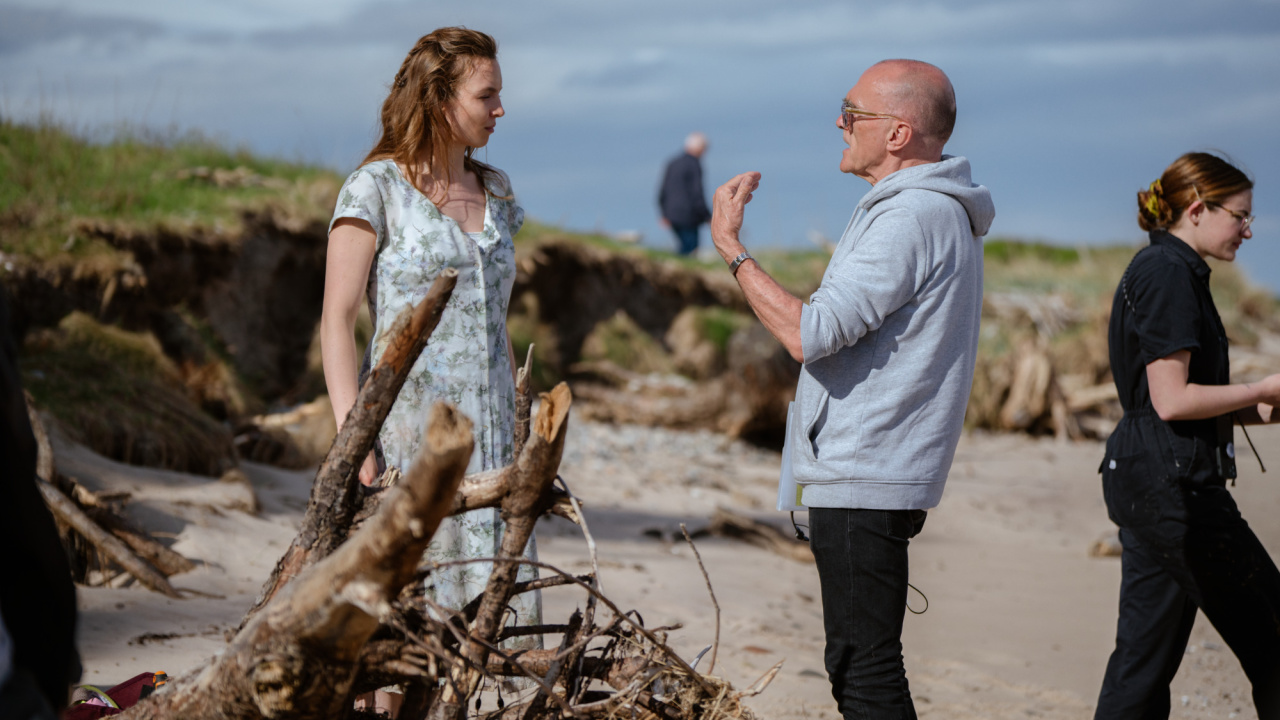 (L to R) Jodie Comer and Director Danny Boyle on the set of Columbia Pictures' '28 Years Later'. Photo: Sony Pictures. © 2024 CTMG, Inc. All Rights Reserved.