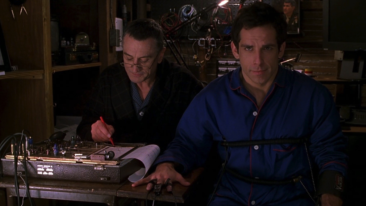 (L to R) Robert De Niro and Ben Stiller in 'Meet the Parents'. Photo: Universal Pictures.