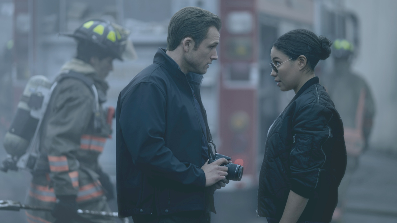 (L to R) Taron Egerton and Jurnee Smollett in 'Smoke,' premiering June 27, 2025 on Apple TV+.