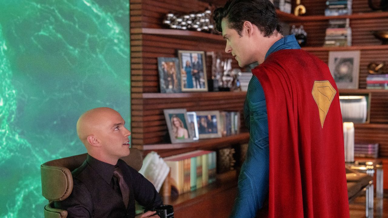 (L to R) Nicholas Hoult as Lex Luthor and David Corenswet as 'Superman', a Warner Bros. Pictures release. Photo Credit: Jessica Miglio. Copyright: © 2025 Warner Bros. Ent. All Rights Reserved. TM & © DC.