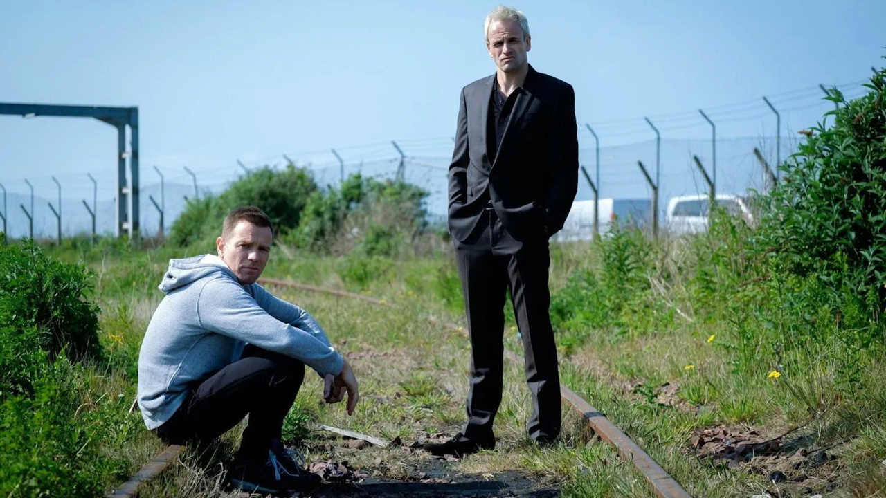 (L to R) Ewan McGregor and Jonny Lee Miller in 'T2 Trainspotting'. Photo: TriStar Pictures.