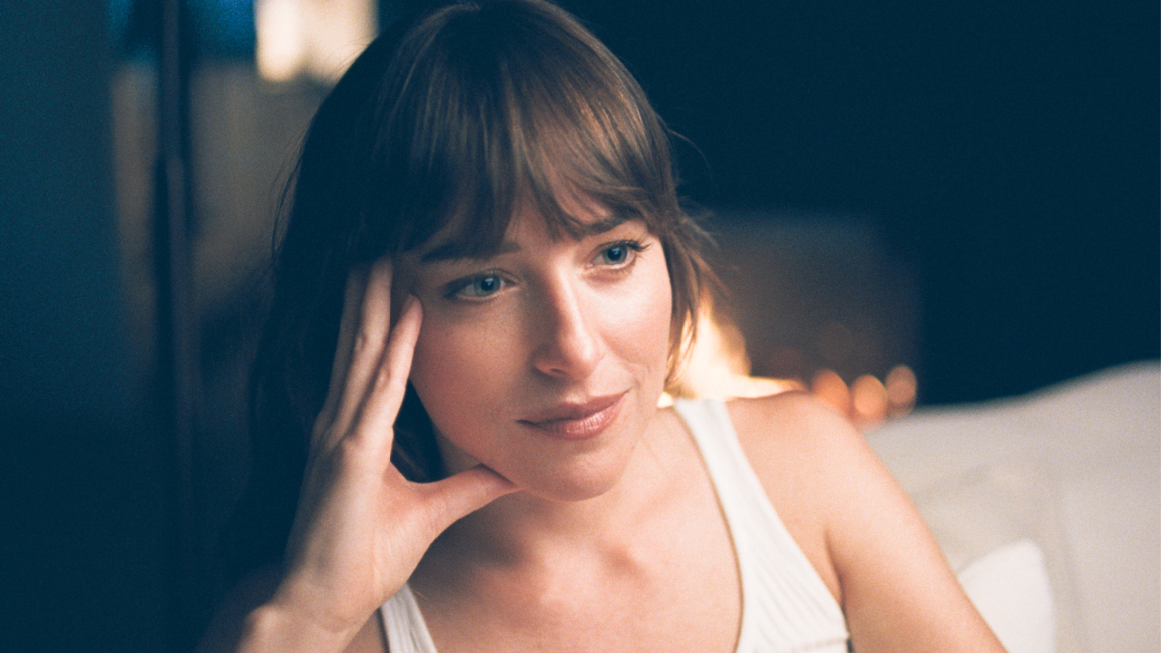 'Splitsville'의 Dakota Johnson. 사진 : 네온
