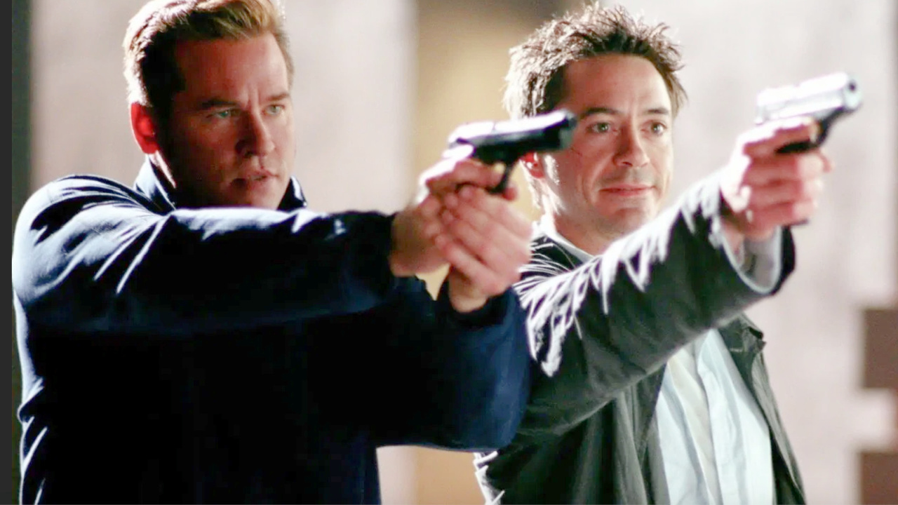 (L to R) Val Kilmer and Robert Downey Jr. in 'Kiss Kiss Bang Bang.' Photo: Warner Bros.