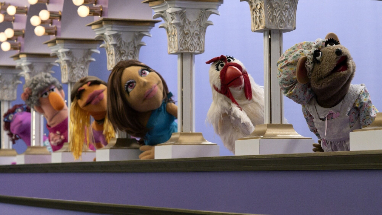 (L to R) Mildred Huxtetter, Zelda Rose, Janice, Camilla The Chicken, and Miss Mousey in 2026's 'The Muppet Show'. Photo: Disney/Mitch Haaseth.