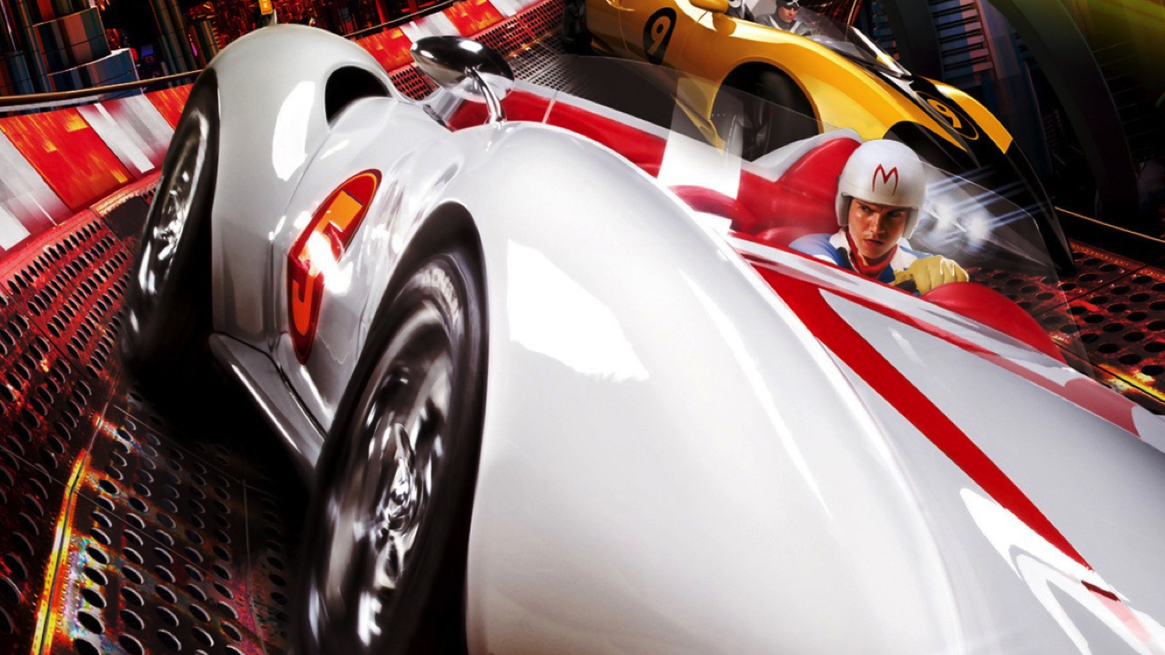 Эмиль Хирш в фильме «Спид-гонщик» 2008 года.