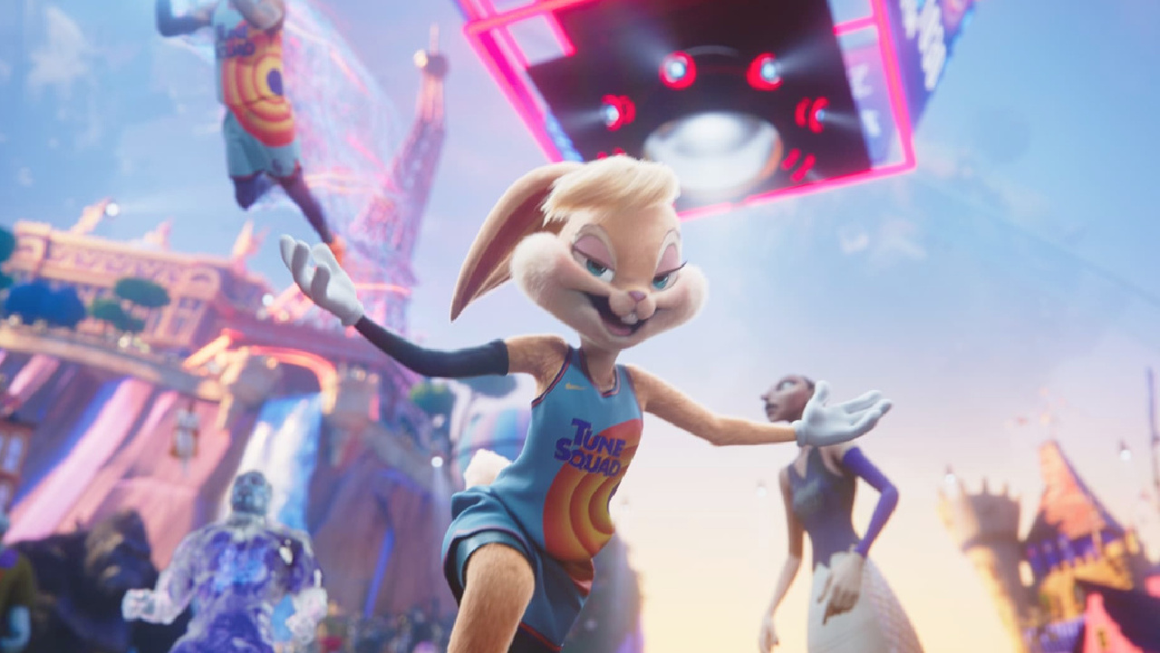 (В центре) Зендая в роли Лолы Банни в «Космическом джеме: Новое наследие». Фото: Warner Bros. Pictures.