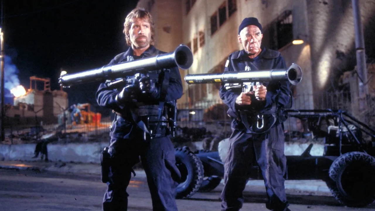 (L to R) Chuck Norris and Lee Marvin in 'The Delta Force'. Photo: The Cannon Group.