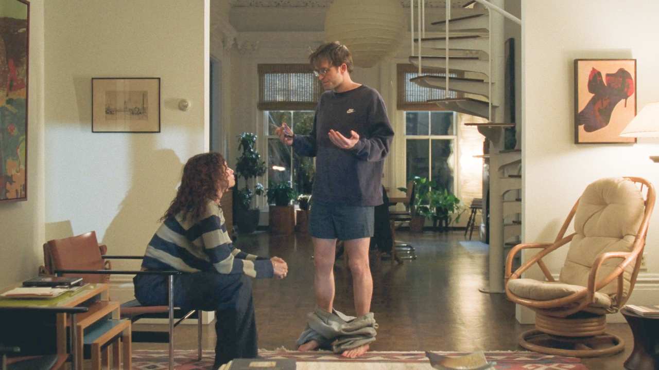 (Слева направо) Зендая и Роберт Паттинсон в «Драме». Фото: А24.