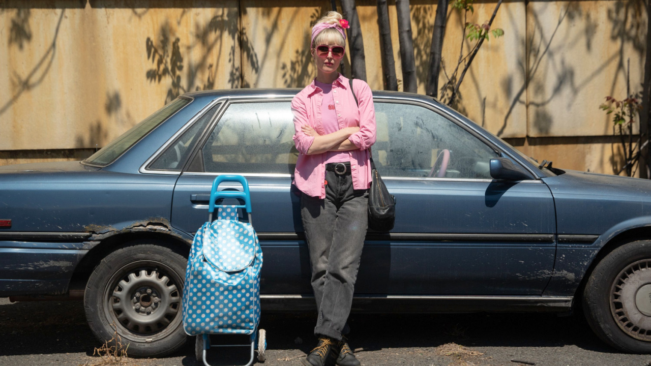 Роуз Бирн в фильме «Буксир». Фото: предоставлено придорожными достопримечательностями.