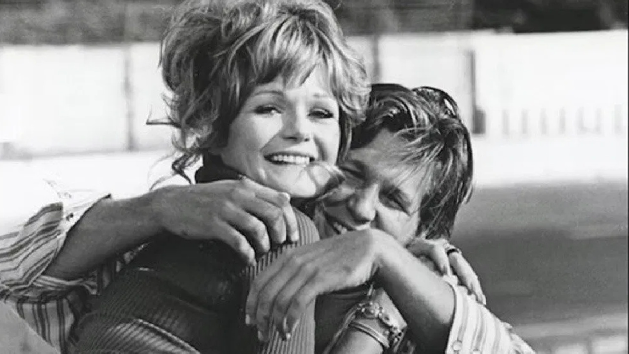 (L to R) Valerie Perrine and Jeff Bridges in the documentary 'Valerie'.