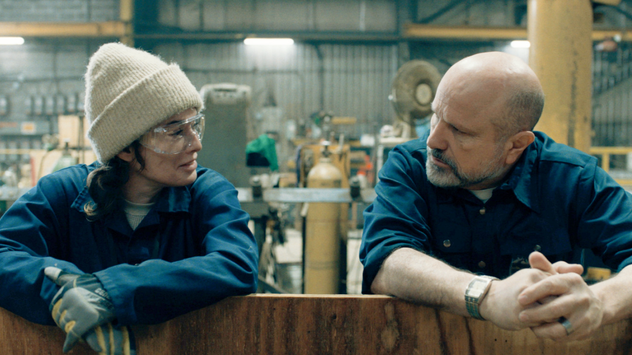 (Слева направо) Лена Хиди и Энрико Колантони в фильме «Баллистика». Фото: Brainstorm Media.