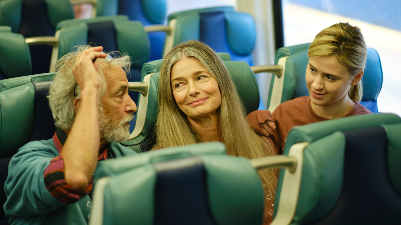 (L to R) David Strathairn, Paulina Porizkova and Maria Bakalova in 'O Horizon'. Photo: Variance Films.