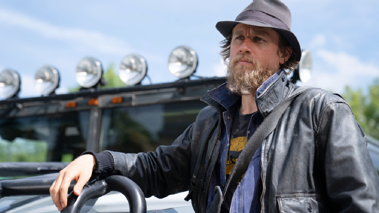 Charlie Hunnam as Charlie Waldo in 'Last Looks'